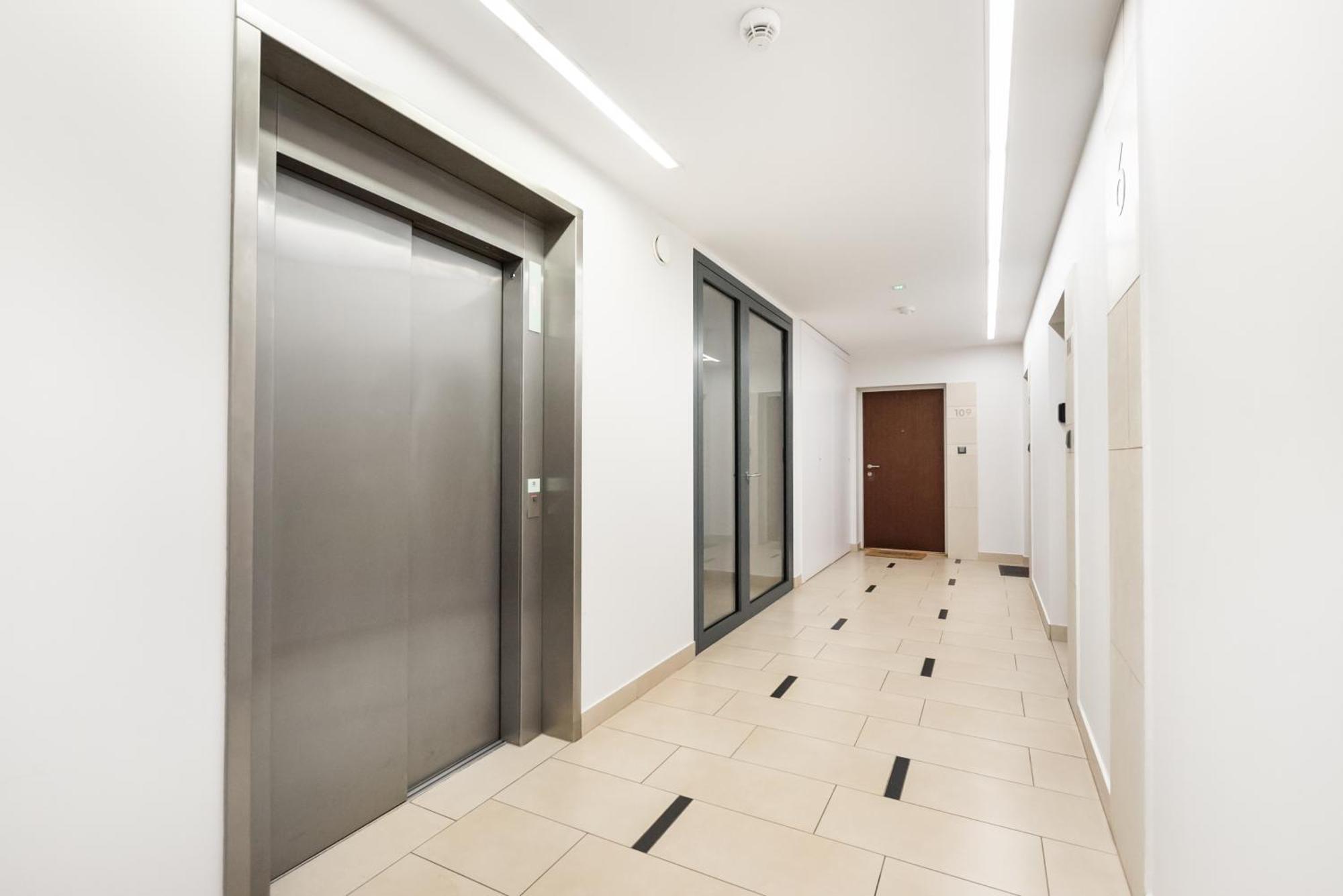 Business Mokotow Park 111 Apartment Warsaw Exterior photo